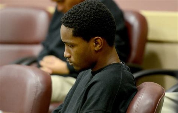 	Dayonte Resiles: How a smart young man turned to a life of crime	