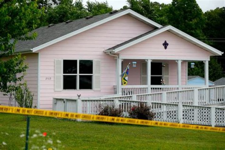 Deedee Rose Crime Scene Photos: Unraveling The Mystery