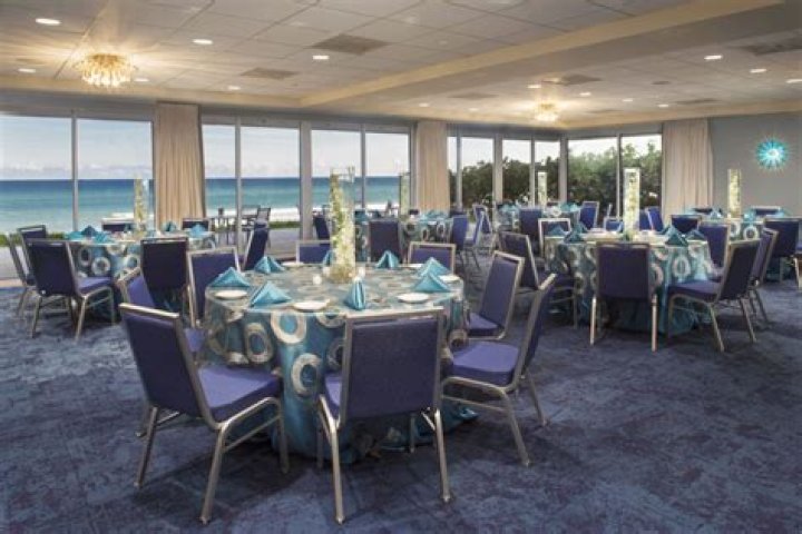 	Delray Sands Resort completes remodeling	