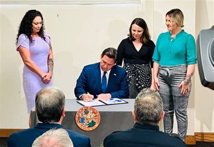 	DeSantis signs bill in Palm Beach to release grand jury’s Jeffrey Epstein records	