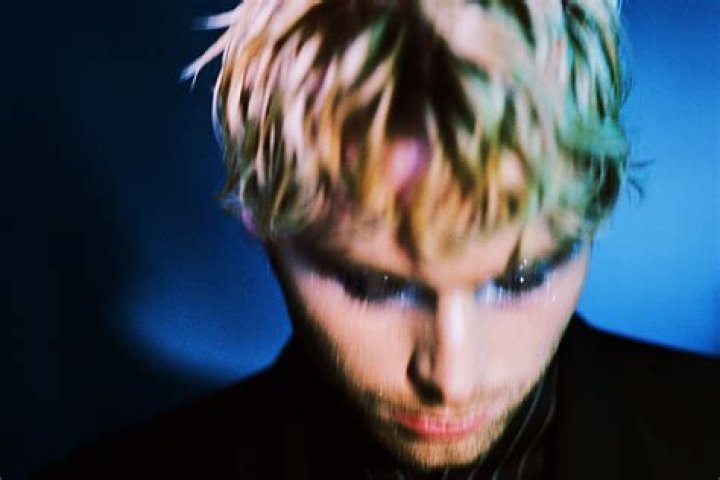 Did 5SOS break up? Twitter erupts as Luke Hemmings teases upcoming solo music