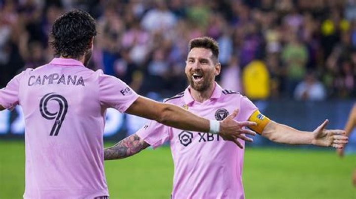 Die Vermessung des Messi – 11FREUNDE