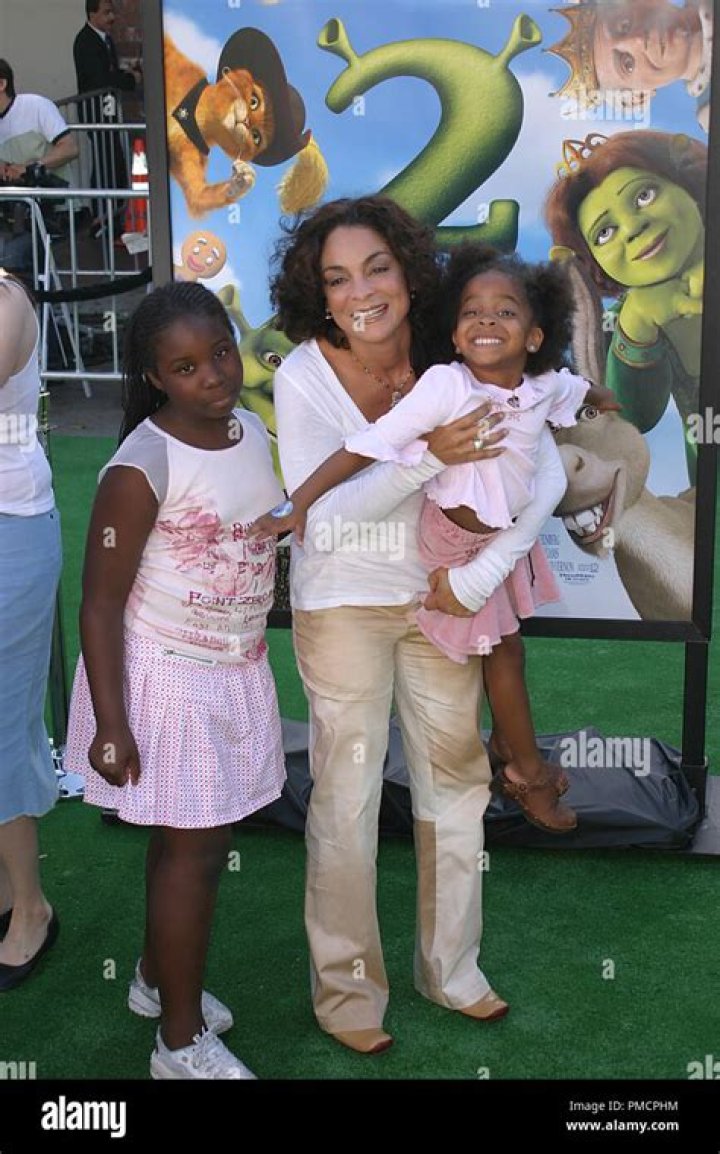 Discover The Untold Truth: Does Jasmine Guy Have Kids?