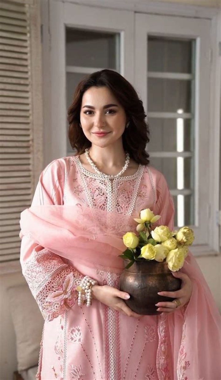 Discovering Hania Amir: A Closer Look At Her Weight And Height