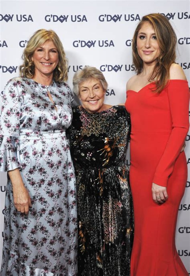 Discovering The Life Of Helen Reddy's Daughter Traci