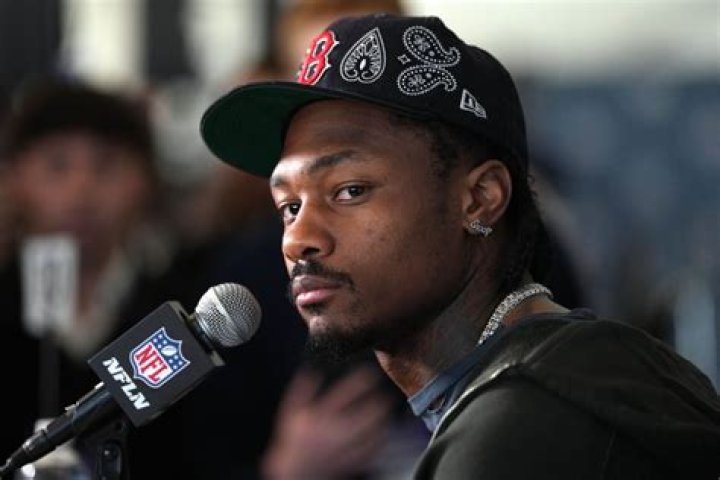 Does Stefon Diggs have children?