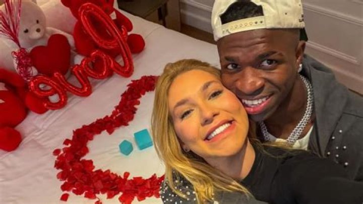 Does Vini Jr Have A Girlfriend? A Deep Dive Into His Relationship Status