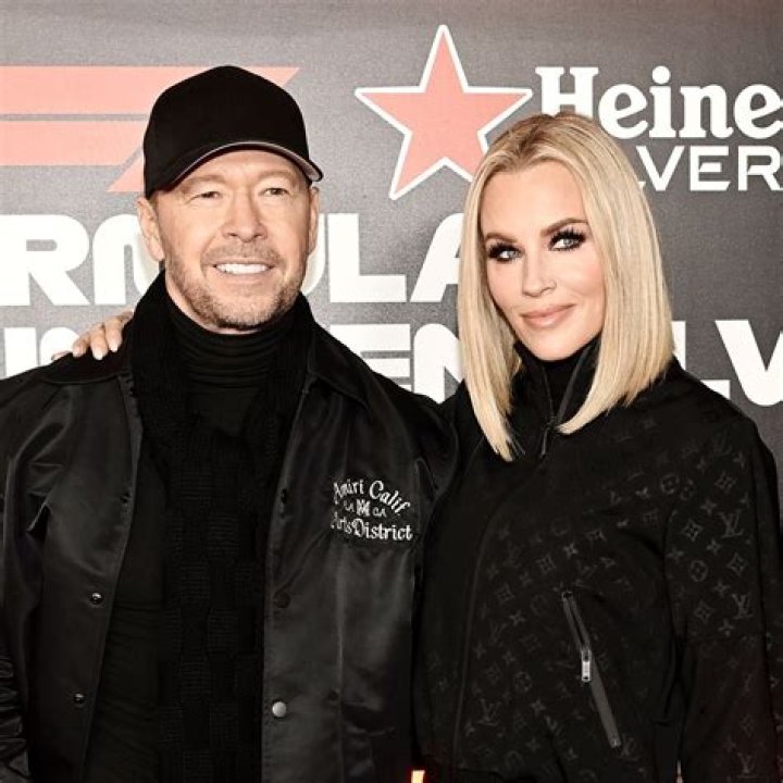 Donnie Wahlberg And Jenny McCarthy: A Love Story