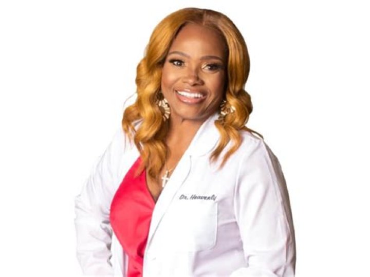 Dr.Heavenly Kimes Bio, Age, Height, Husband, Net Worth, Books, Married To Medicine