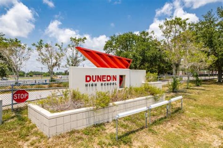 Dunedin High School - Dunedin