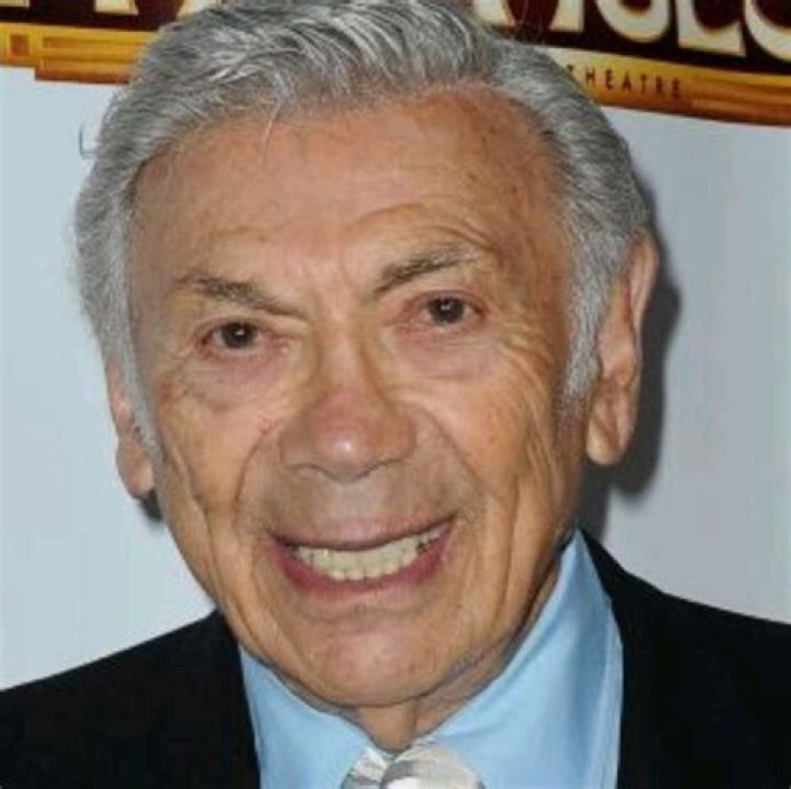 Ed Ames had 3 Children: Ronald Urick, Linda Urick, Sonya Urick.
