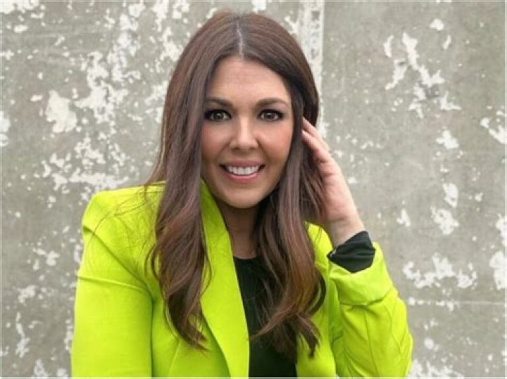 Elisa DeStefano Bio, Age, Height, Husband, Salary, Net Worth, News 12