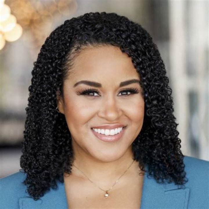 Elise Preston Bio, Age, Height, Husband, Salary, Net Worth, CBS News