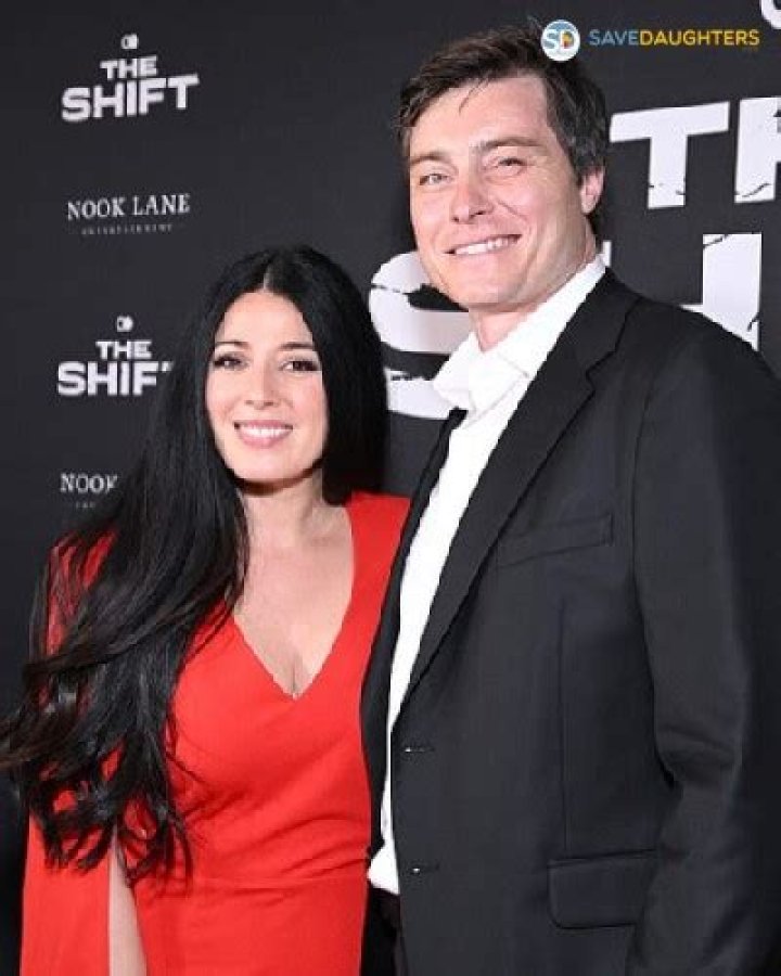 Elizabeth Tabish Bio, Age, Height, Husband, Net Worth Movies and TV Shows