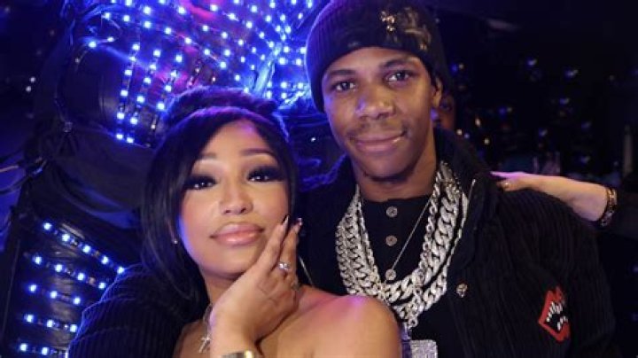 Ella Bands' New Boyfriend: Unveiling The Mystery