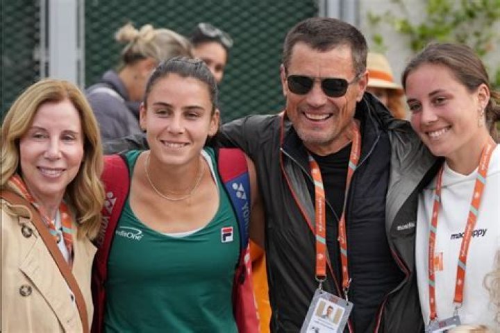 Emma Navarro's Parents: The Influential Figures Behind Her Success