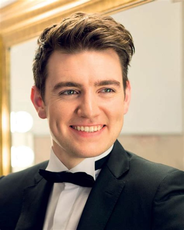 Emmet Cahill Biography