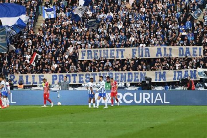 Er bleibt Daei – 11FREUNDE