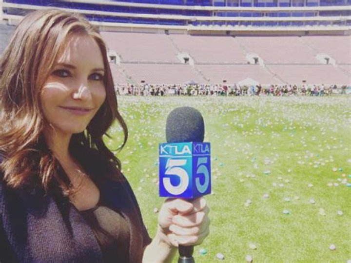Erin Myers Bio, Age, Height, Husband, Salary, Net Worth, KTLA 5