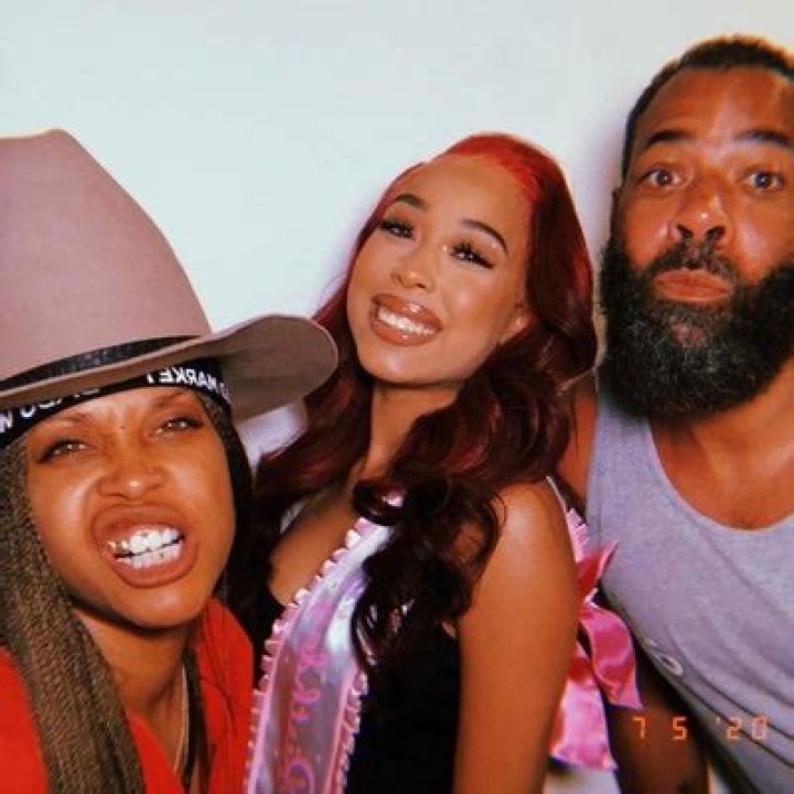 ERYKAH BADU AND THE D.O.C. CELEBRATE DAUGHTER’S 16TH BIRTHDAY