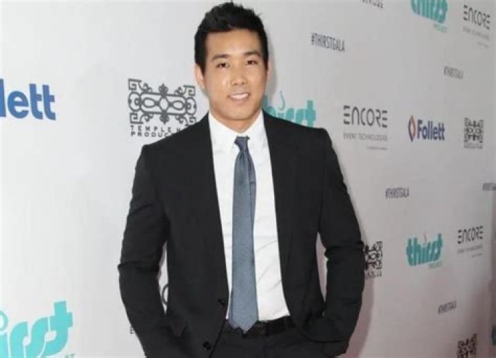 Evan Fong - Bio, Age, Net Worth, Height, Single, Nationality, Career
