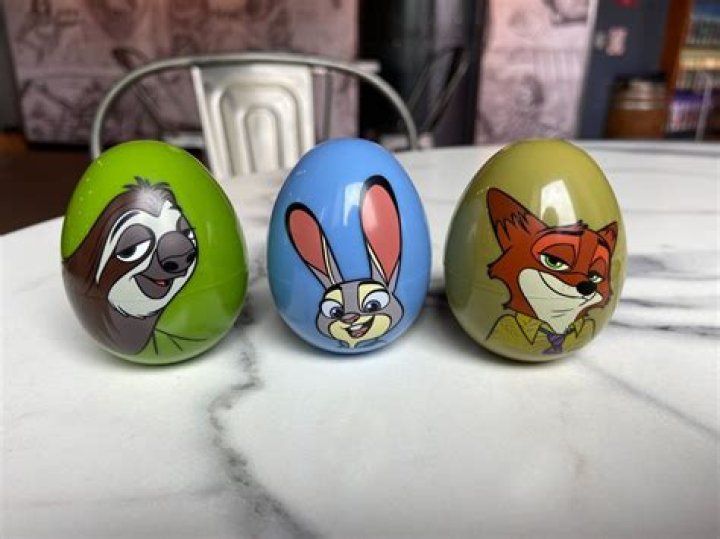 Exclusive: ‘Zootopia’ Easter Eggs Revealed in New Images Showcasing ‘Moana’, ‘Frozen’, and More