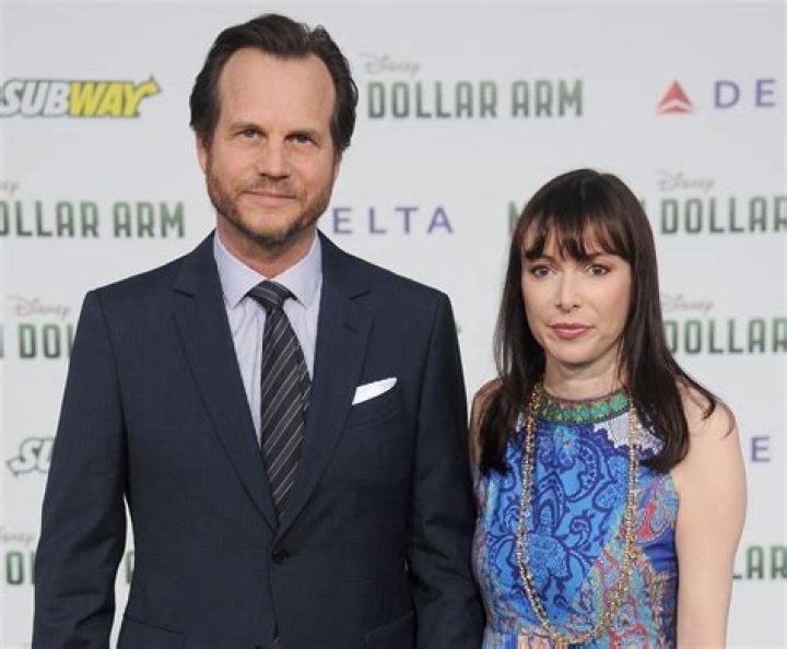 Exploring The Lives Of Bill Paxton's Wives