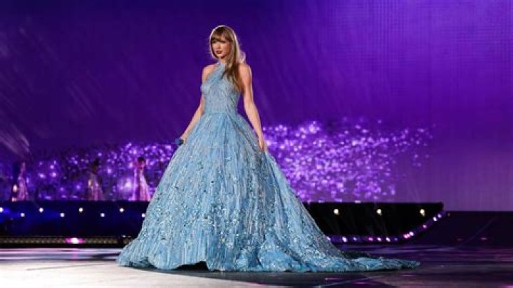 Exploring The Vibrant Style Of The Blue 1989 Outfit Eras Tour