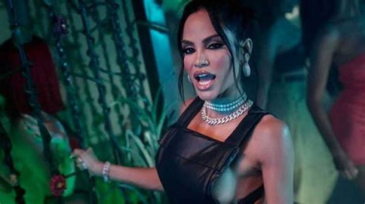	Fans especulan sobre si Natti Natasha utilizó doble en video de ‘Algarete’	