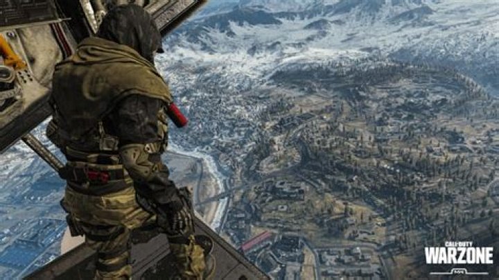 FFAR 1 vs FARA 83 Warzone: Which is Better?