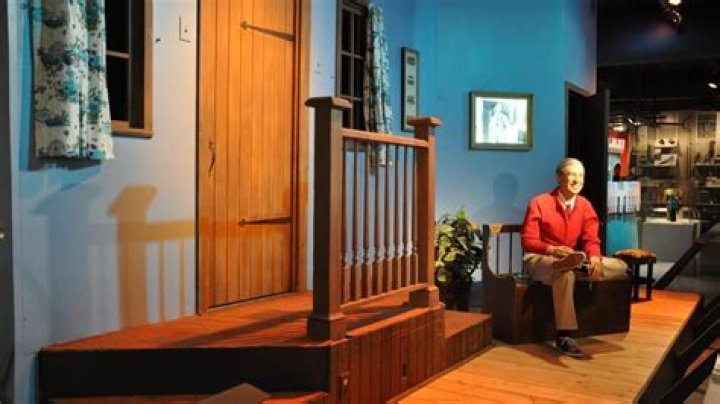 	FIRMS VOLUNTEER TO HELP TURN OLD HOME INTO MUSEUM	