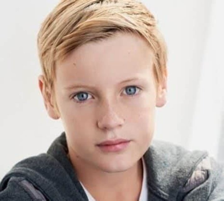 Flynn Curry: Wiki, Bio, Age, Height, Parents, Career, Movies, Net Worth