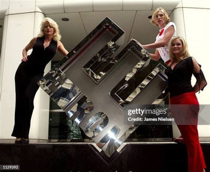 	FORMER ENRON WOMEN EMPLOYEES CASHING IN ON THE BARE MARKET	