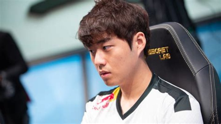 Former LoL world champion Bang set to leave 100 Thieves