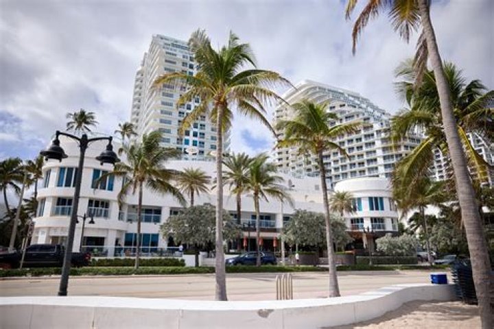 	Fort Lauderdale’s waterfront ‘White House’ fetches $24.5 million, according to report	