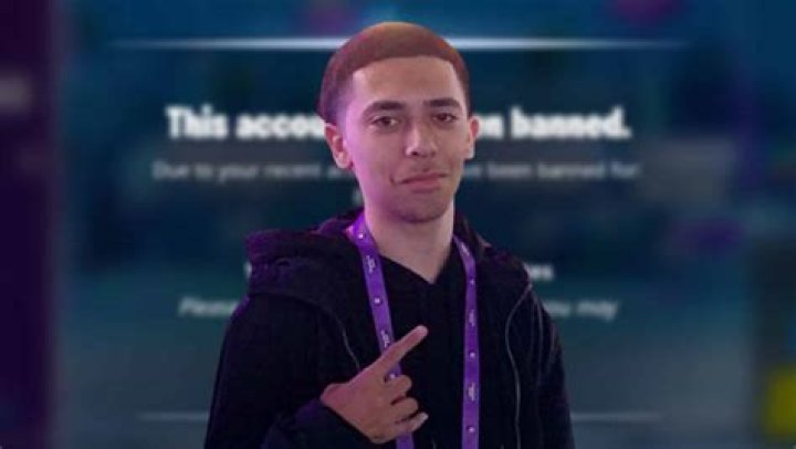 Fortnite pro Wavyjacob banned mid-tournament for in-game name