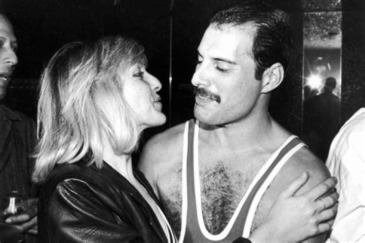 Freddie Mercury Sa Femme