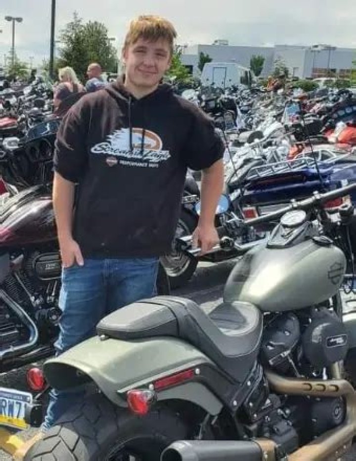 Gage Eberhart Car Accident Gettysburg Pennsylvania, Gage Eberhart Died in Car Crash – funeral obits memorial
