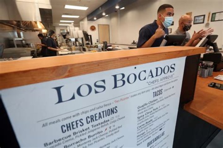 	Gas-station taqueria no more: Los Bocados’ first restaurant debuts	
