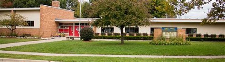 Gier Park Elementary School - Lansing