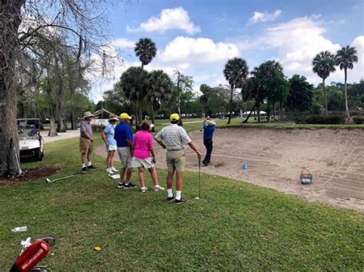 	GOLF’S A FAMILY AFFAIR FOR CONTES AT PALM-AIRE	