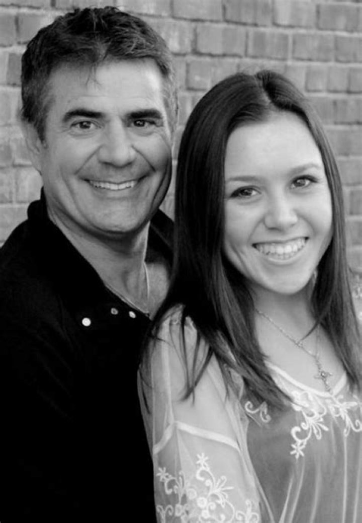 Graham Ledger Wikipedia, Wife, Bio, Daughter, Married, Net worth