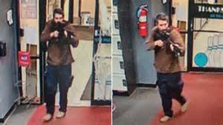 	Gunman who raided mall Foot Locker now on FBI radar	