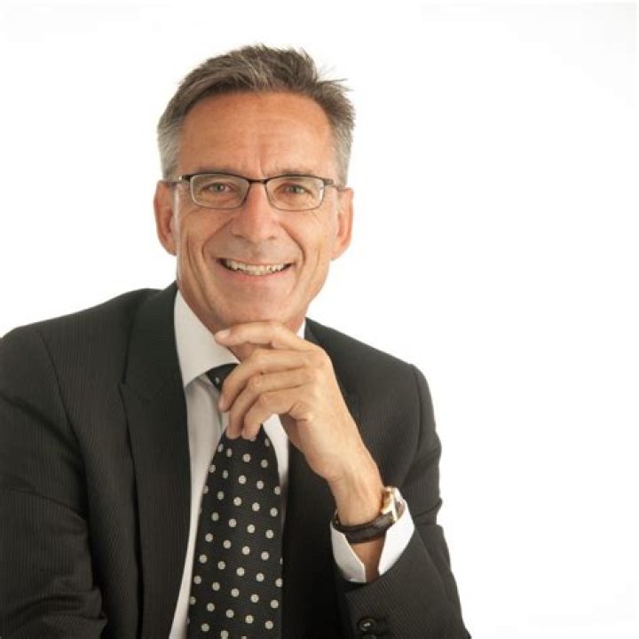 Hans Ulrich Lehmann Vermögen
