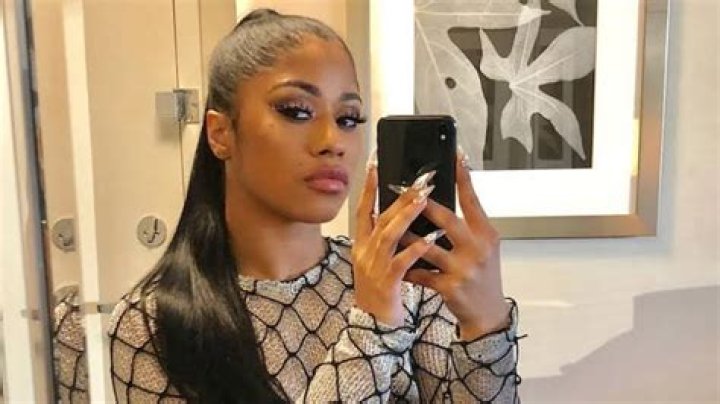 Hennessy Carolina Biography, Age, Real Name, Height, Net Worth, Husband
