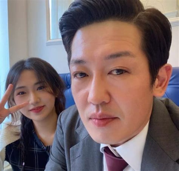 Heo Sung-Tae: Wiki, Bio, Height, Age, Wife, Movies, Siblings, Net Worth