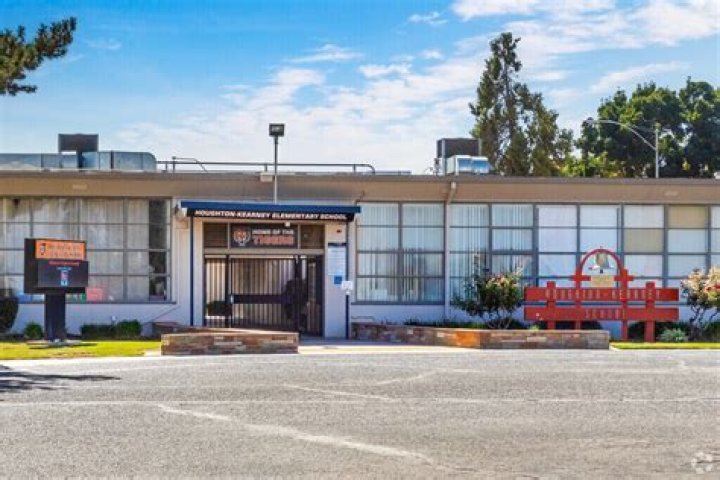 Houghton Kearney Elementary School - Fresno