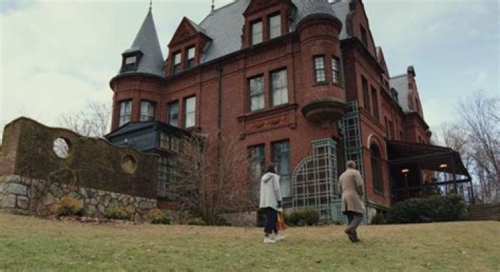 	House look familiar? Mansion was filming location for ‘Dynasty’	