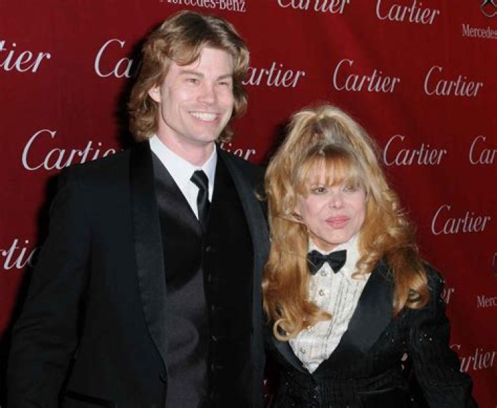 How Old Is Charo's Son? A Deep Dive Into Family Life And Background
