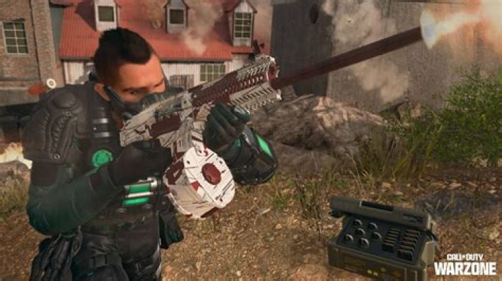 How to claim free bundles in Warzone & Cold War